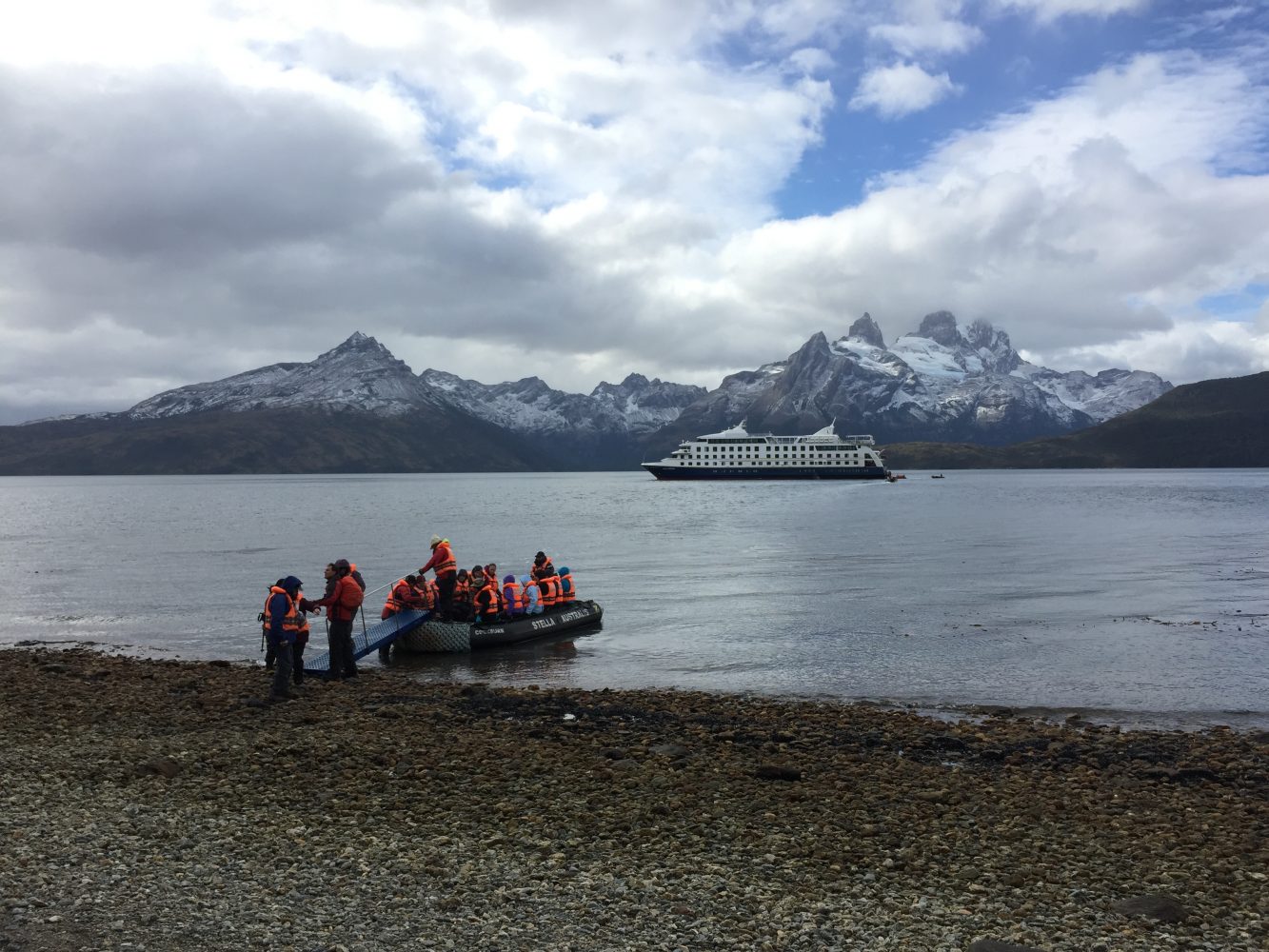 AUSTRALIS EXP
