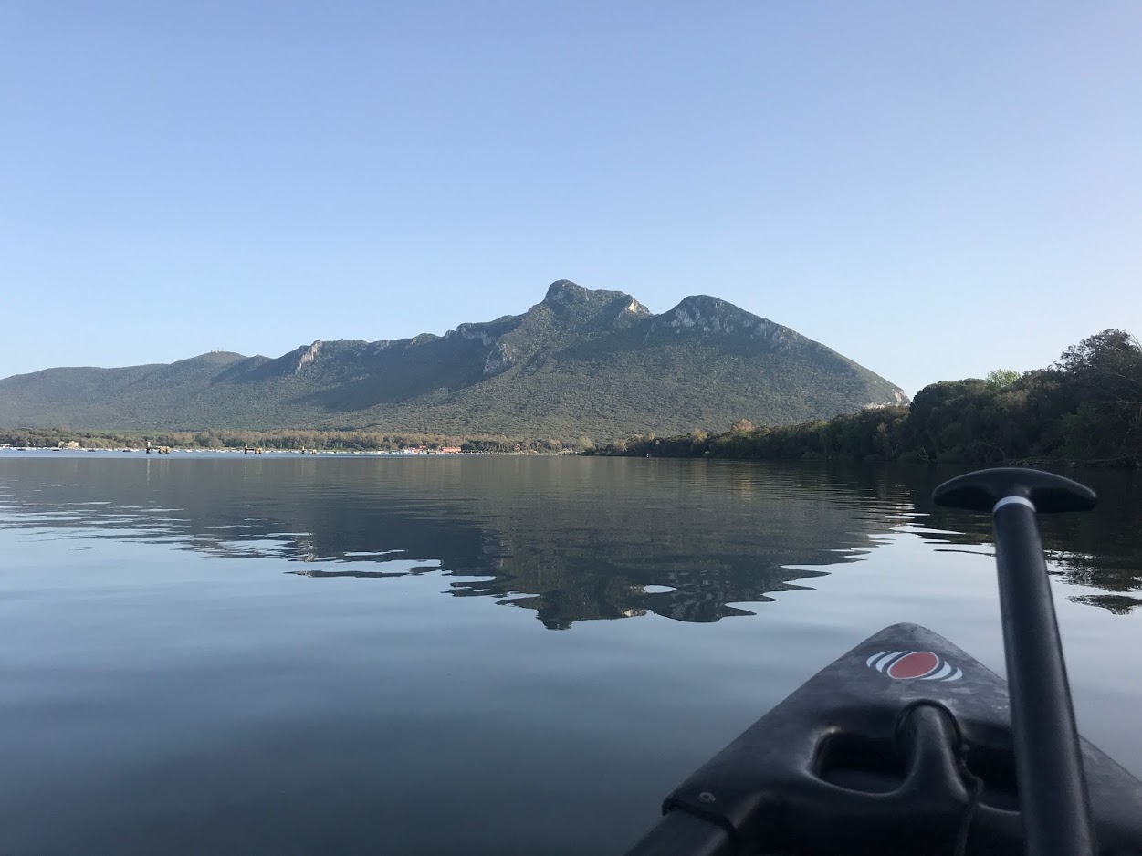 circeo be wild canoa sul lago di paola